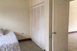 1 Bedrooms 1 Bathrooms, Apartment for Sale in Kingston 19