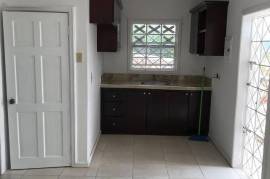 1 Bedrooms 1 Bathrooms, Apartment for Sale in Kingston 19