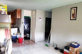 2 Bedrooms 1 Bathrooms, Apartment for Sale in Kingston 8