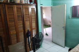 2 Bedrooms 1 Bathrooms, Apartment for Sale in Kingston 8