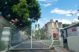 2 Bedrooms 1 Bathrooms, Apartment for Sale in Kingston 8