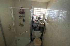 1 Bathrooms, Apartment for Sale in Kingston 6