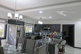 3 Bedrooms 4 Bathrooms, Apartment for Rent in Kingston 6