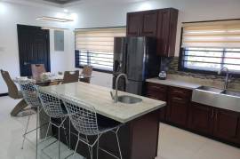 3 Bedrooms 4 Bathrooms, Apartment for Rent in Kingston 8