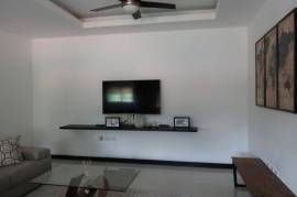 3 Bedrooms 4 Bathrooms, Apartment for Rent in Kingston 8