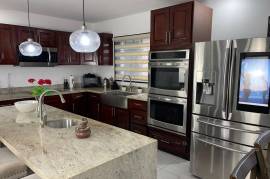 3 Bedrooms 4 Bathrooms, Apartment for Rent in Kingston 8