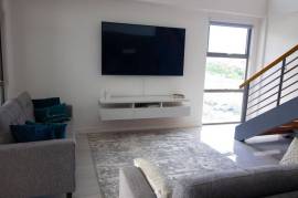 3 Bedrooms 3 Bathrooms, Apartment for Rent in Kingston 10