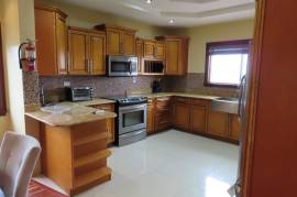 3 Bedrooms 4 Bathrooms, Apartment for Rent in Kingston 6