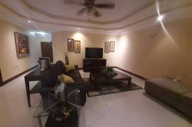 3 Bedrooms 4 Bathrooms, Apartment for Rent in Kingston 6