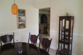 3 Bedrooms 4 Bathrooms, Apartment for Rent in Kingston 8