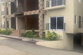 3 Bedrooms 4 Bathrooms, Apartment for Rent in Kingston 6