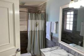 4 Bedrooms 4 Bathrooms, Apartment for Rent in Ocho Rios