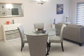 2 Bedrooms 2 Bathrooms, Apartment for Rent in Kingston 8