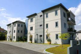 2 Bedrooms 2 Bathrooms, Apartment for Rent in Kingston 8