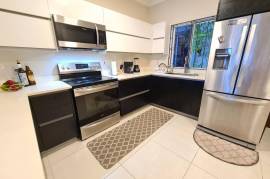 2 Bedrooms 2 Bathrooms, Apartment for Rent in Kingston 8