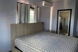 3 Bedrooms 3 Bathrooms, Apartment for Rent in Kingston 19