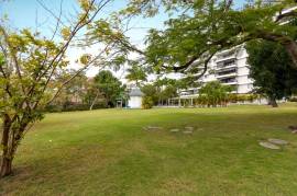 2 Bedrooms 2 Bathrooms, Apartment for Rent in Kingston 8