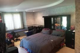 3 Bedrooms 3 Bathrooms, Apartment for Rent in Half Moon