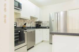 2 Bedrooms 2 Bathrooms, Apartment for Rent in Kingston 6