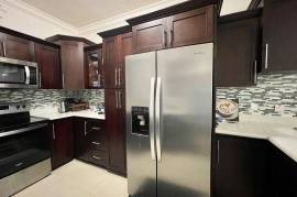 2 Bedrooms 3 Bathrooms, Apartment for Rent in Kingston 8