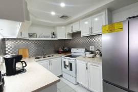 2 Bedrooms 2 Bathrooms, Apartment for Rent in Kingston 10