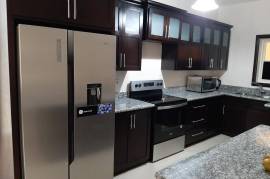 3 Bedrooms 2 Bathrooms, Apartment for Rent in Kingston 19