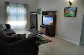 3 Bedrooms 2 Bathrooms, Apartment for Rent in Kingston 19