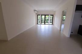 2 Bedrooms 3 Bathrooms, Apartment for Rent in Kingston 6