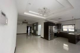 2 Bedrooms 3 Bathrooms, Apartment for Rent in Kingston 8