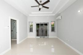 2 Bedrooms 3 Bathrooms, Apartment for Rent in Kingston 6