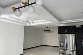 2 Bedrooms 3 Bathrooms, Apartment for Rent in Kingston 8