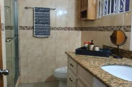 2 Bedrooms 3 Bathrooms, Apartment for Rent in Kingston 6