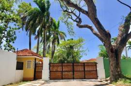 2 Bedrooms 2 Bathrooms, Apartment for Rent in Montego Bay