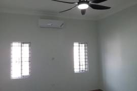 2 Bedrooms 3 Bathrooms, Apartment for Rent in Kingston 8