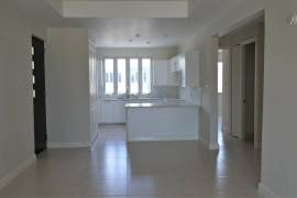 2 Bedrooms 2 Bathrooms, Apartment for Rent in Kingston 6