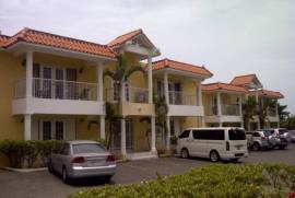 2 Bedrooms 3 Bathrooms, Apartment for Rent in Kingston 6