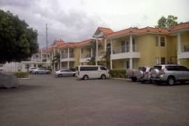 2 Bedrooms 3 Bathrooms, Apartment for Rent in Kingston 6