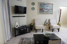 2 Bedrooms 2 Bathrooms, Apartment for Rent in Kingston 8