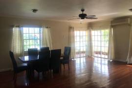 2 Bedrooms 2 Bathrooms, Apartment for Rent in Kingston 8