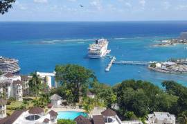 2 Bedrooms 2 Bathrooms, Apartment for Rent in Ocho Rios