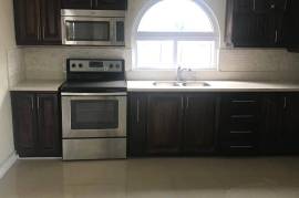 2 Bedrooms 3 Bathrooms, Apartment for Rent in Kingston 8