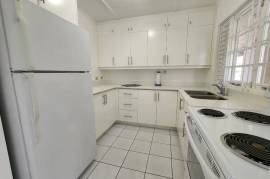 2 Bedrooms 2 Bathrooms, Apartment for Rent in Kingston 8