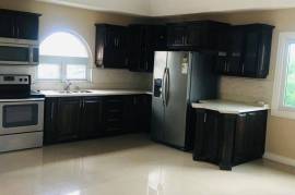 2 Bedrooms 3 Bathrooms, Apartment for Rent in Kingston 8