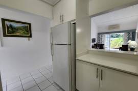 2 Bedrooms 2 Bathrooms, Apartment for Rent in Kingston 8