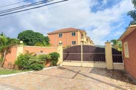 2 Bedrooms 3 Bathrooms, Apartment for Rent in Kingston 6