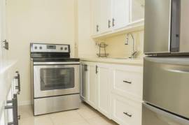 2 Bedrooms 2 Bathrooms, Apartment for Rent in Kingston 3