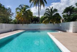 2 Bedrooms 2 Bathrooms, Apartment for Rent in Kingston 8