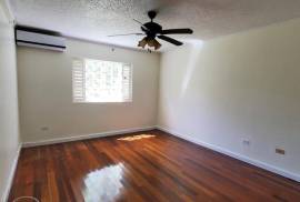 2 Bedrooms 2 Bathrooms, Apartment for Rent in Kingston 8