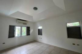 2 Bedrooms 2 Bathrooms, Apartment for Rent in Kingston 8