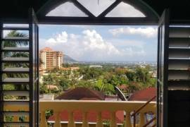 3 Bedrooms 3 Bathrooms, Apartment for Rent in Kingston 8